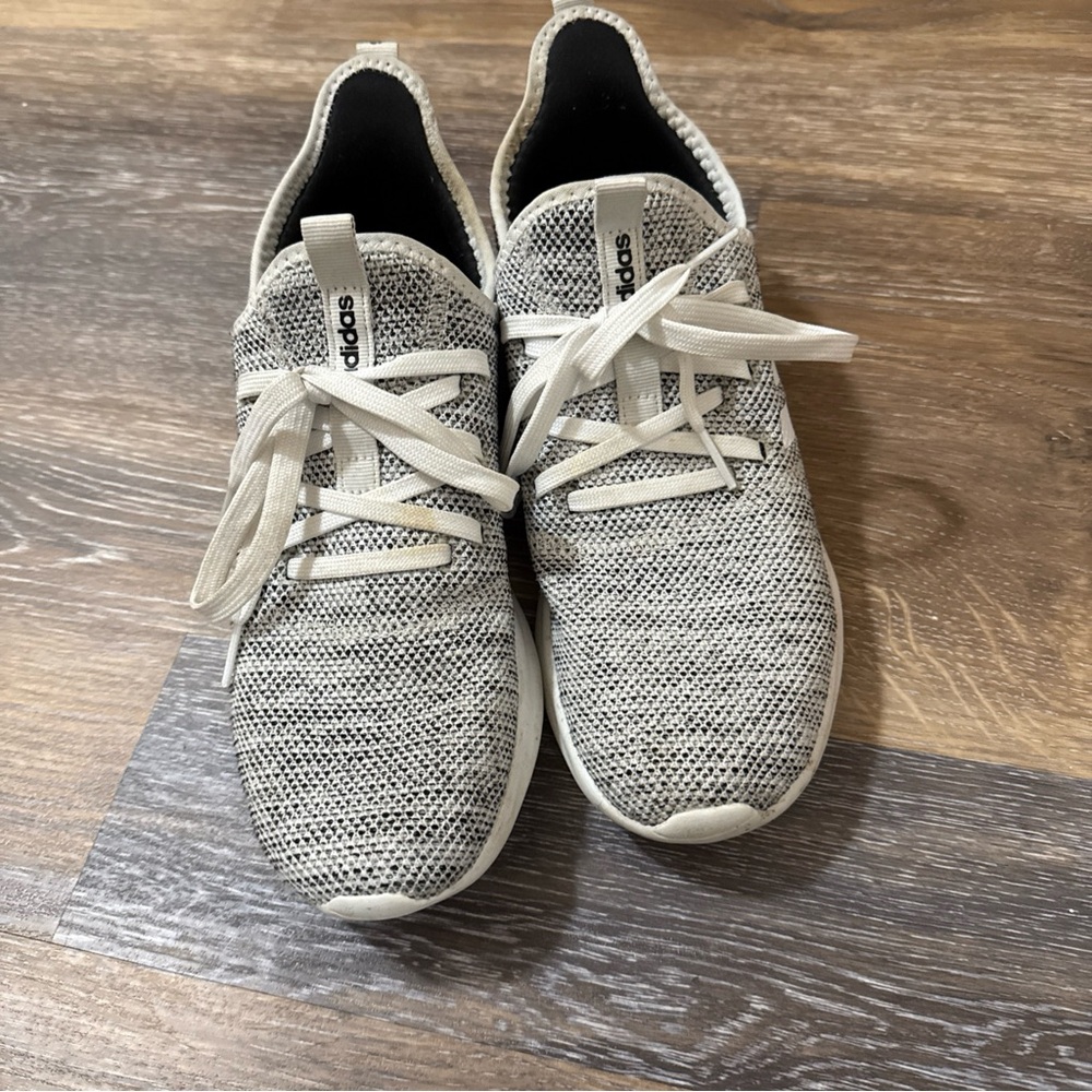 Women’s 9 adidas Cloudfoam Gray and White Athletic Shoes - Picture 2 of 6